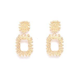 Come Closer Drop Earrings